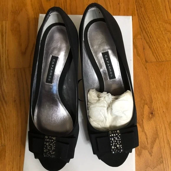 New Caparros Black Satin Leather Peep Toe Pumps 6 - Picture 7 of 7